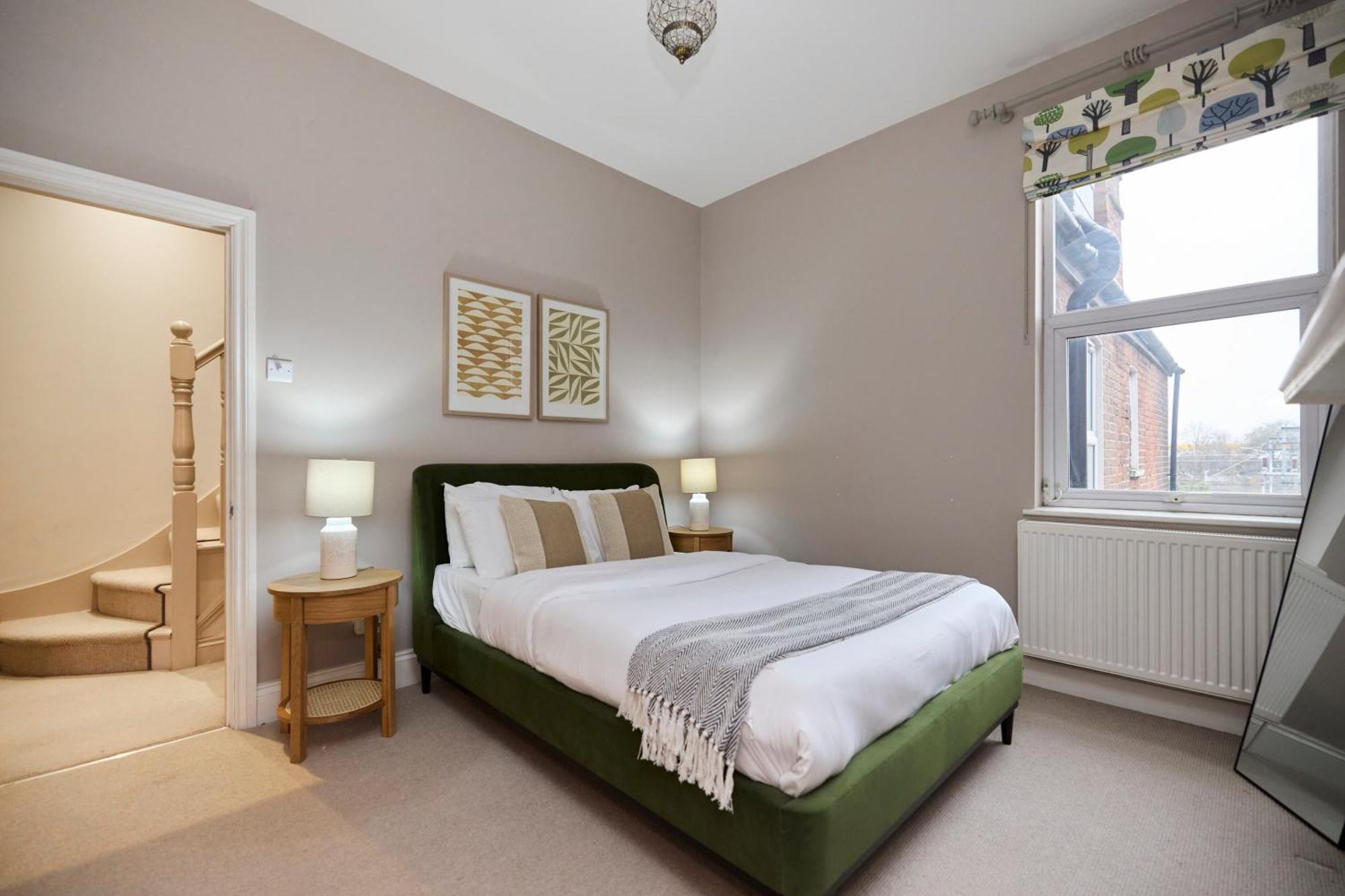 Appartamento The Harlesden Haven - Stunning 4bdr With Garden Londra