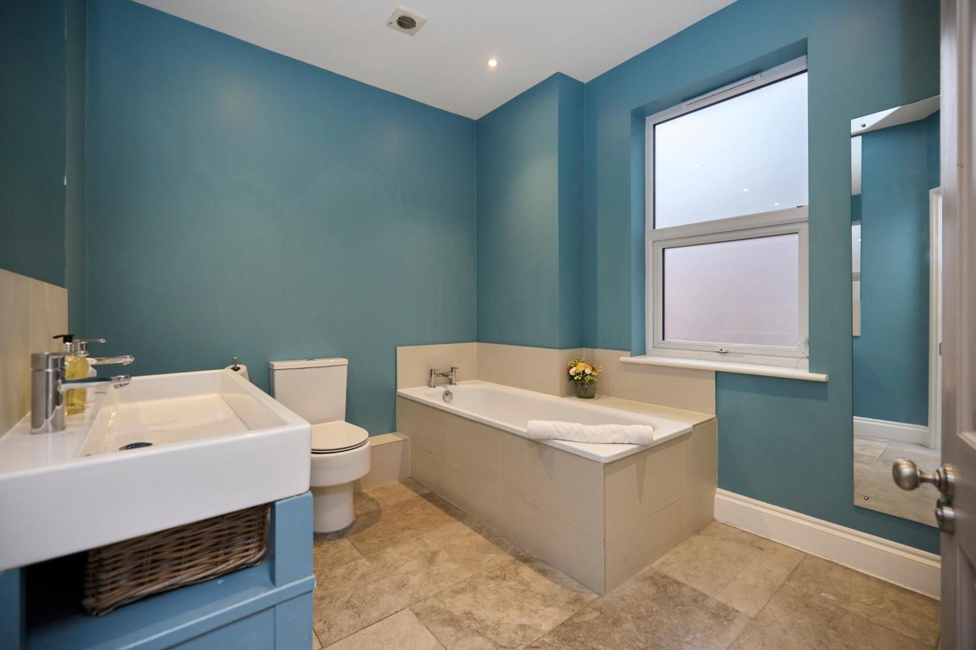 The Harlesden Haven - Stunning 4bdr With Garden * Londra